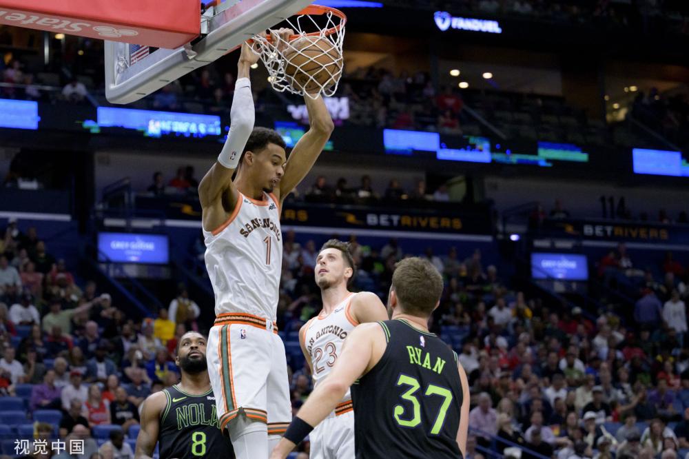 维罗纳后防 维罗纳后防