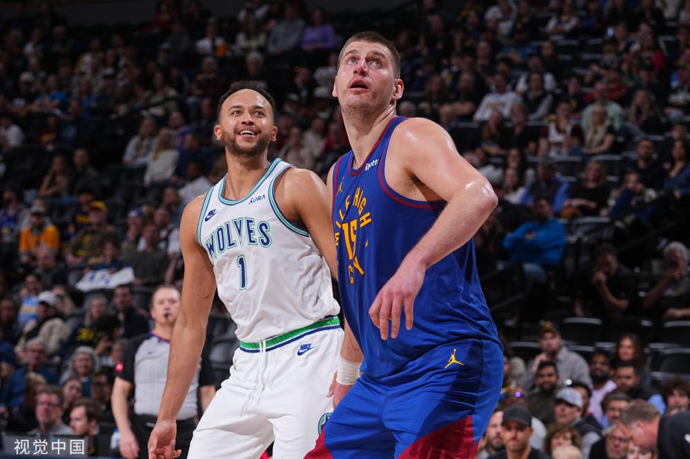 续吸引足坛 续吸引足坛